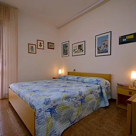 Apartament Contemporary Flat In The Main Shopping Road By Beahost