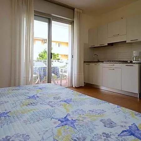 Contemporary Flat In The Main Shopping Road By Beahost Apartament Bibione